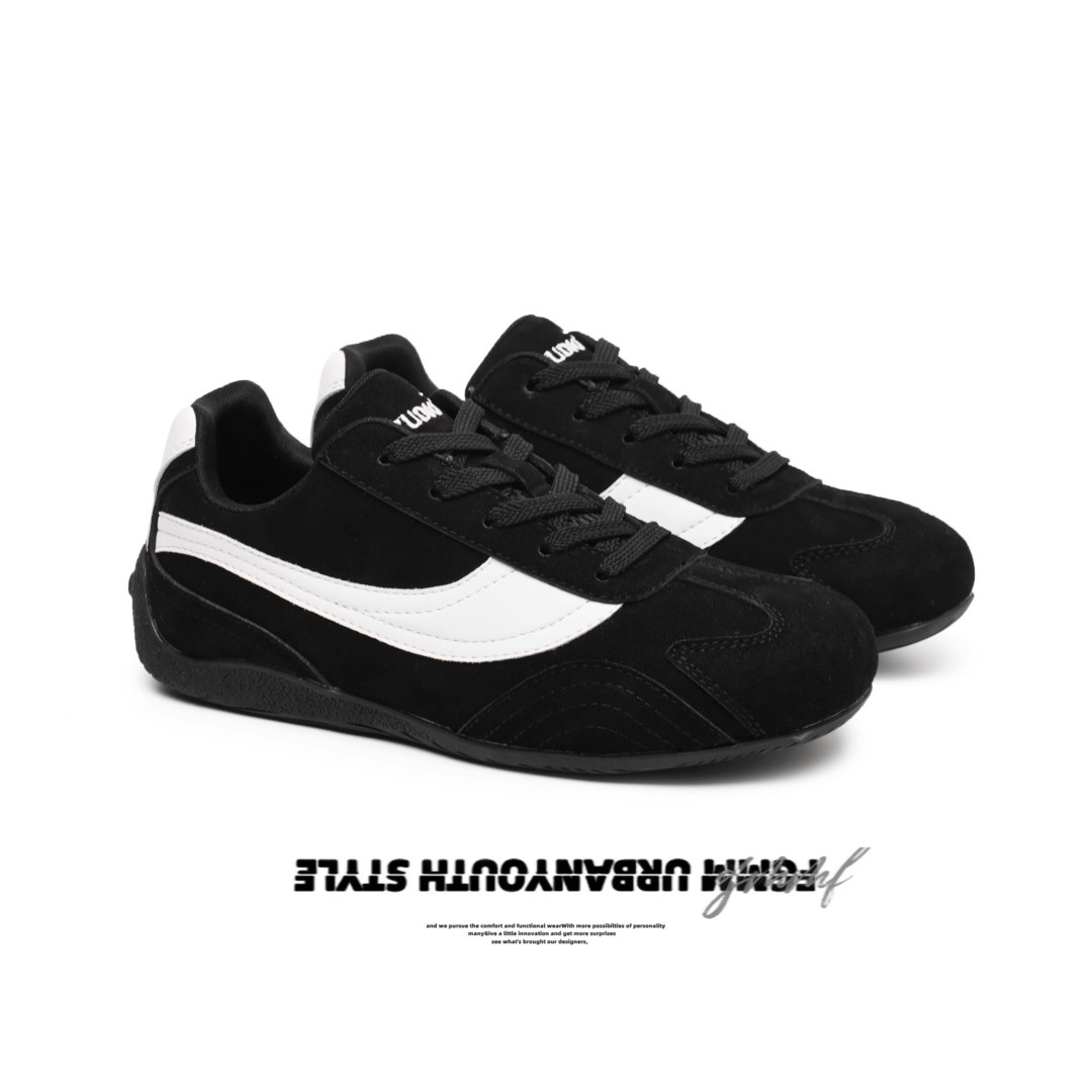 Cushioned Jogging Sneakers